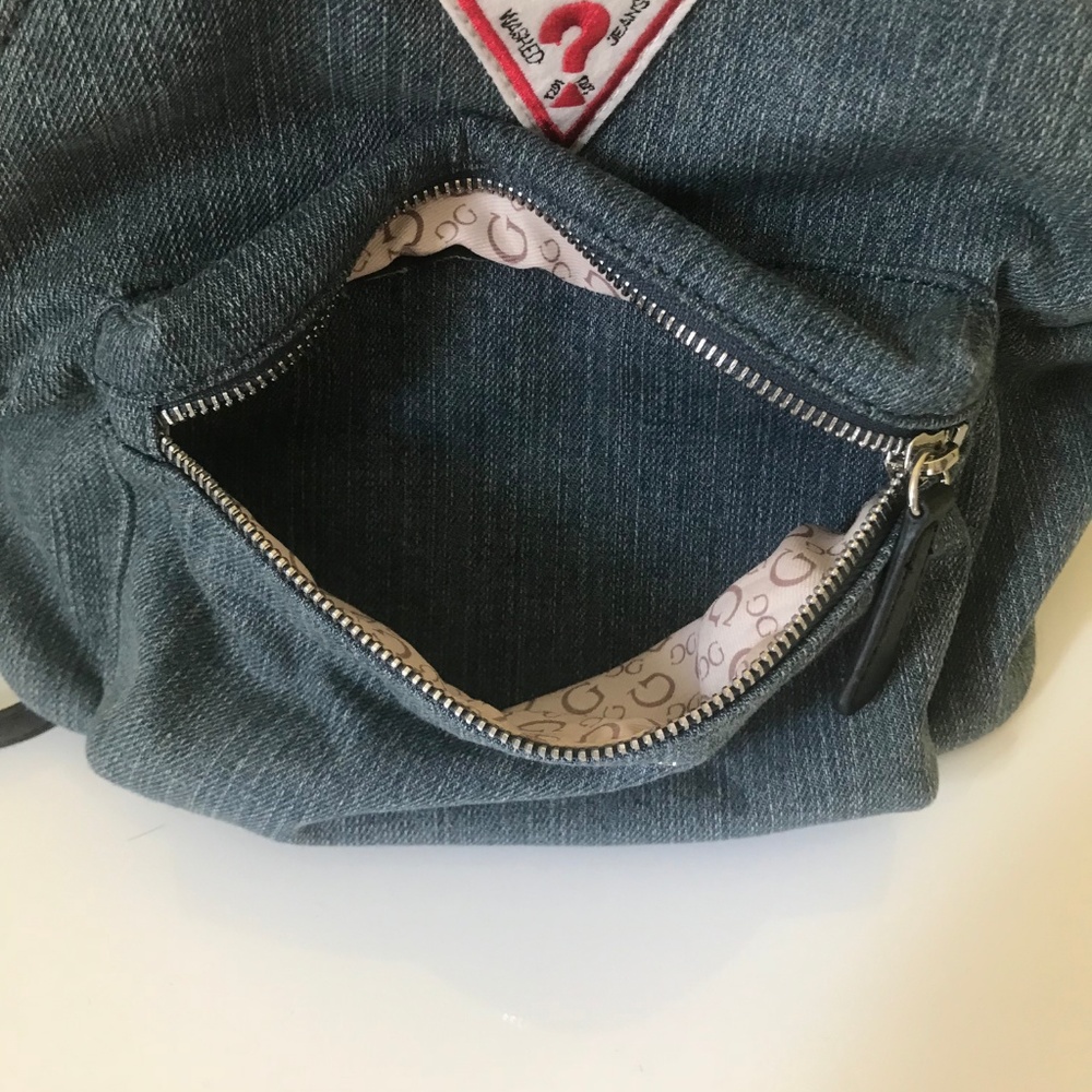 Guess Backpack - Picture 4 of 4